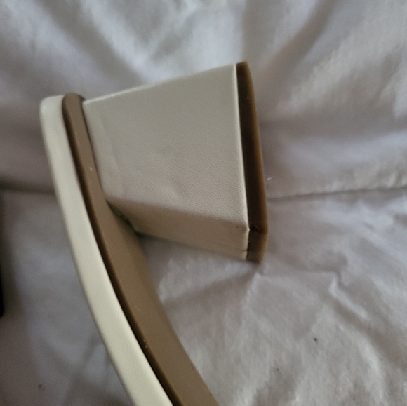 Shoes - Picture 2 of 6